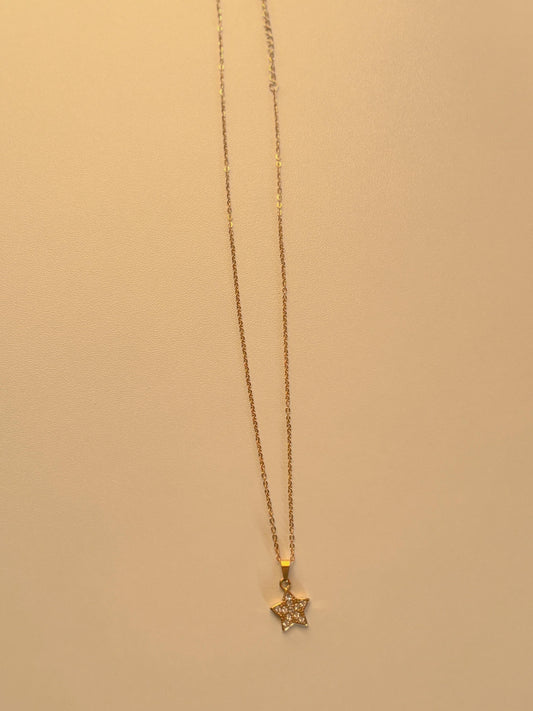 Gold Star Pendant Necklace