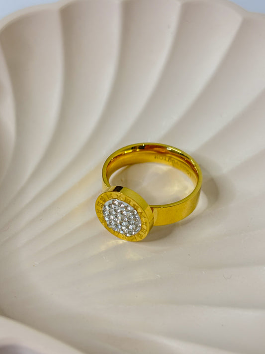 Golden Ring Chanel Louis Vuitton