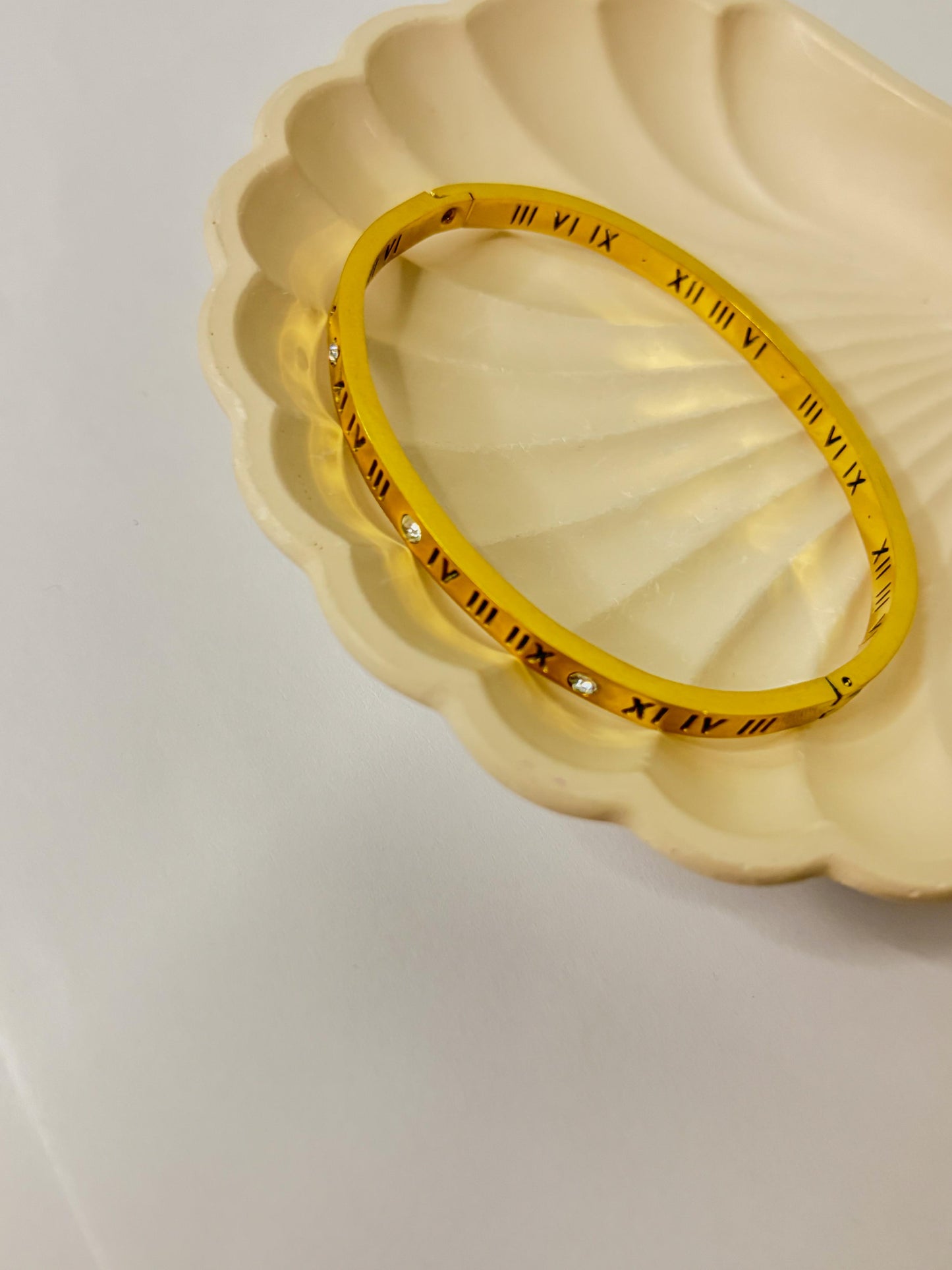 Roman numerical kada bracelet
Price