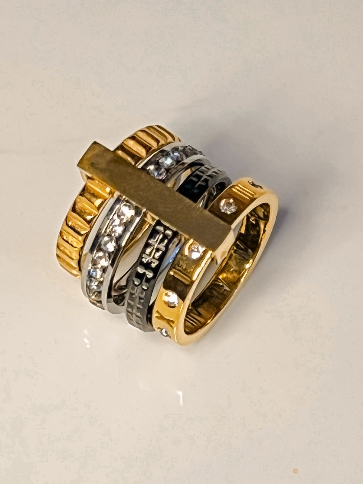 Quadrate Latin Number Luxury Ring