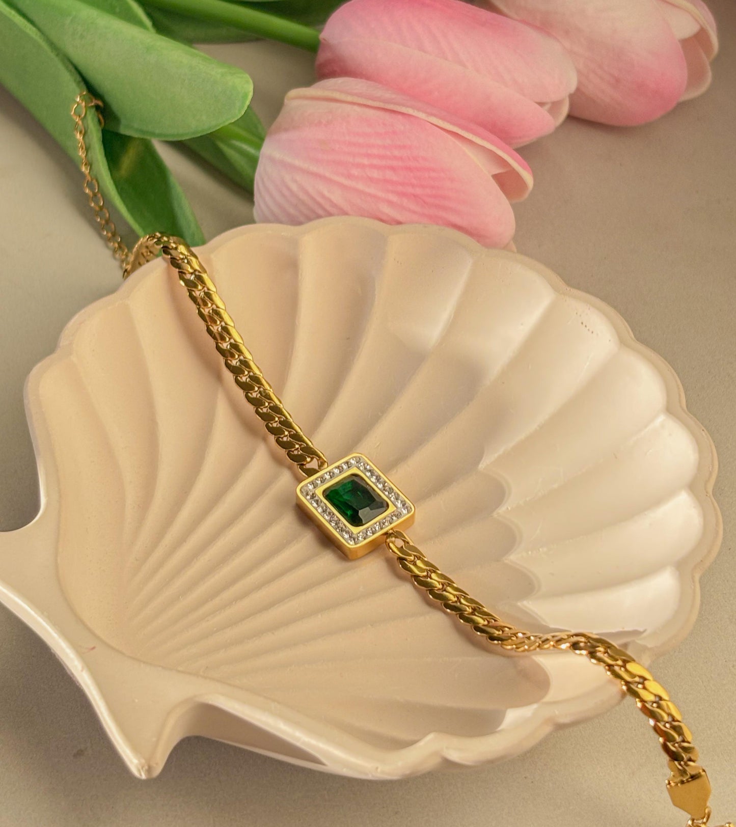 Embrel Curb Green Charm Bracelet