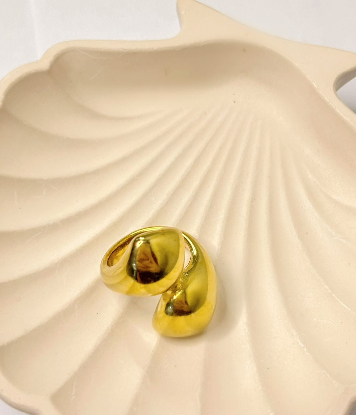 TwistBold Dome Ring
