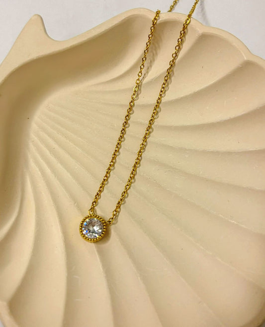 Lumière Solitaire Pendant