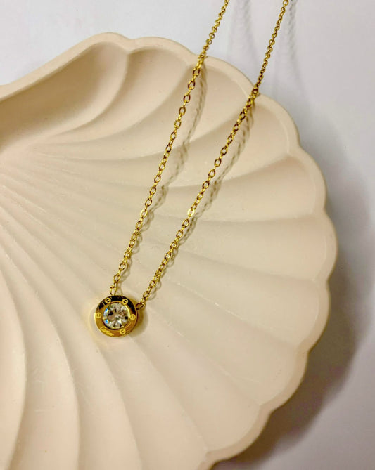 Cartier solitaire crystal nestled glow pendent