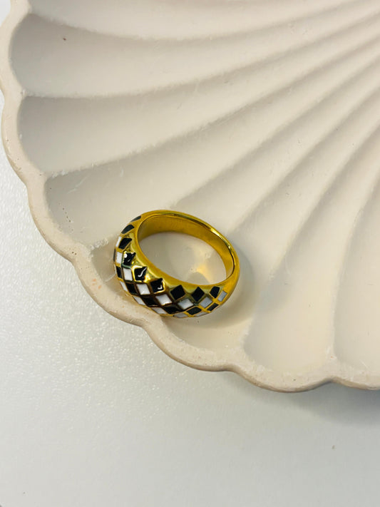 Checkerboard Dome Ring