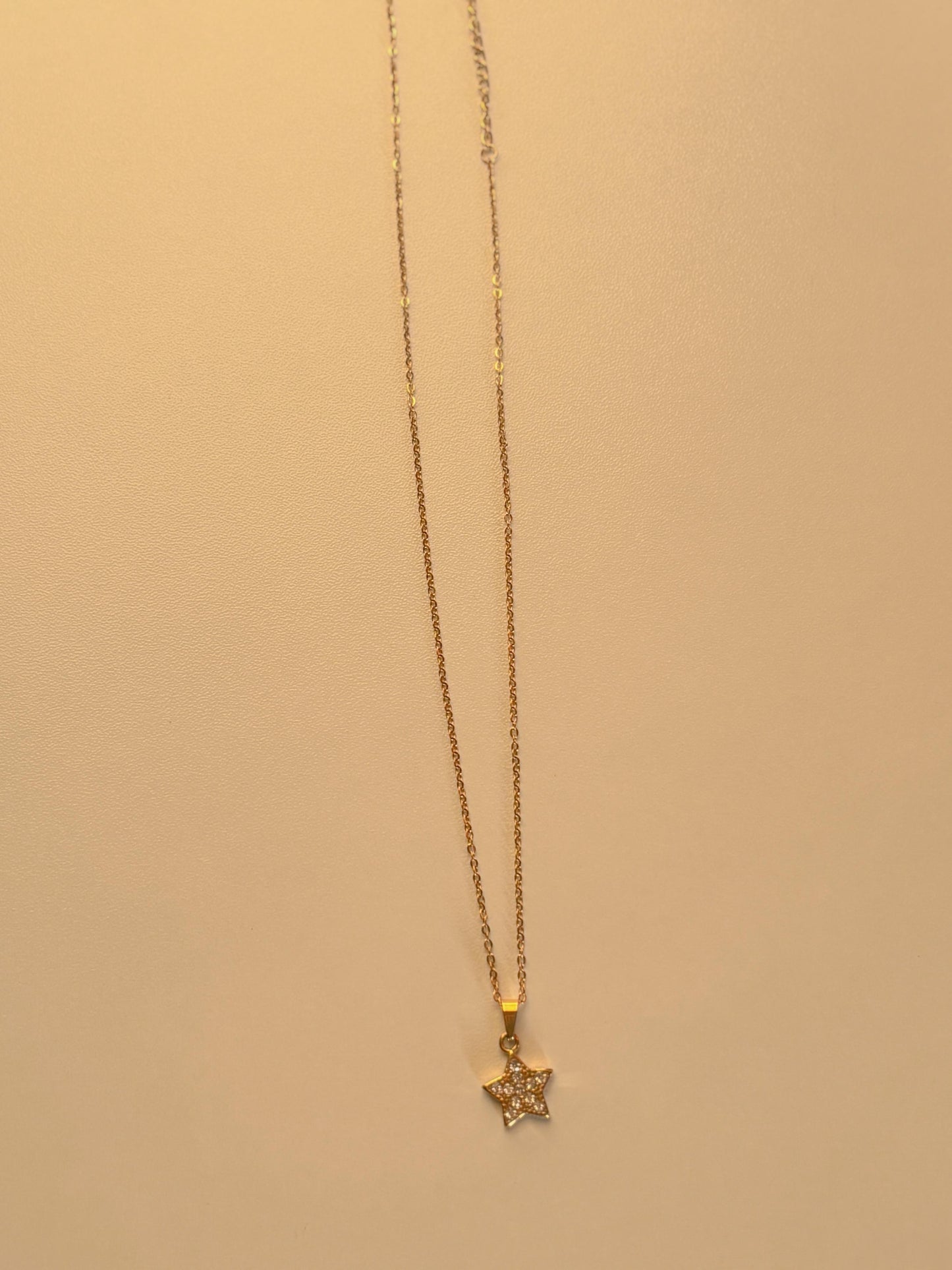 Gold Star Pendant Necklace