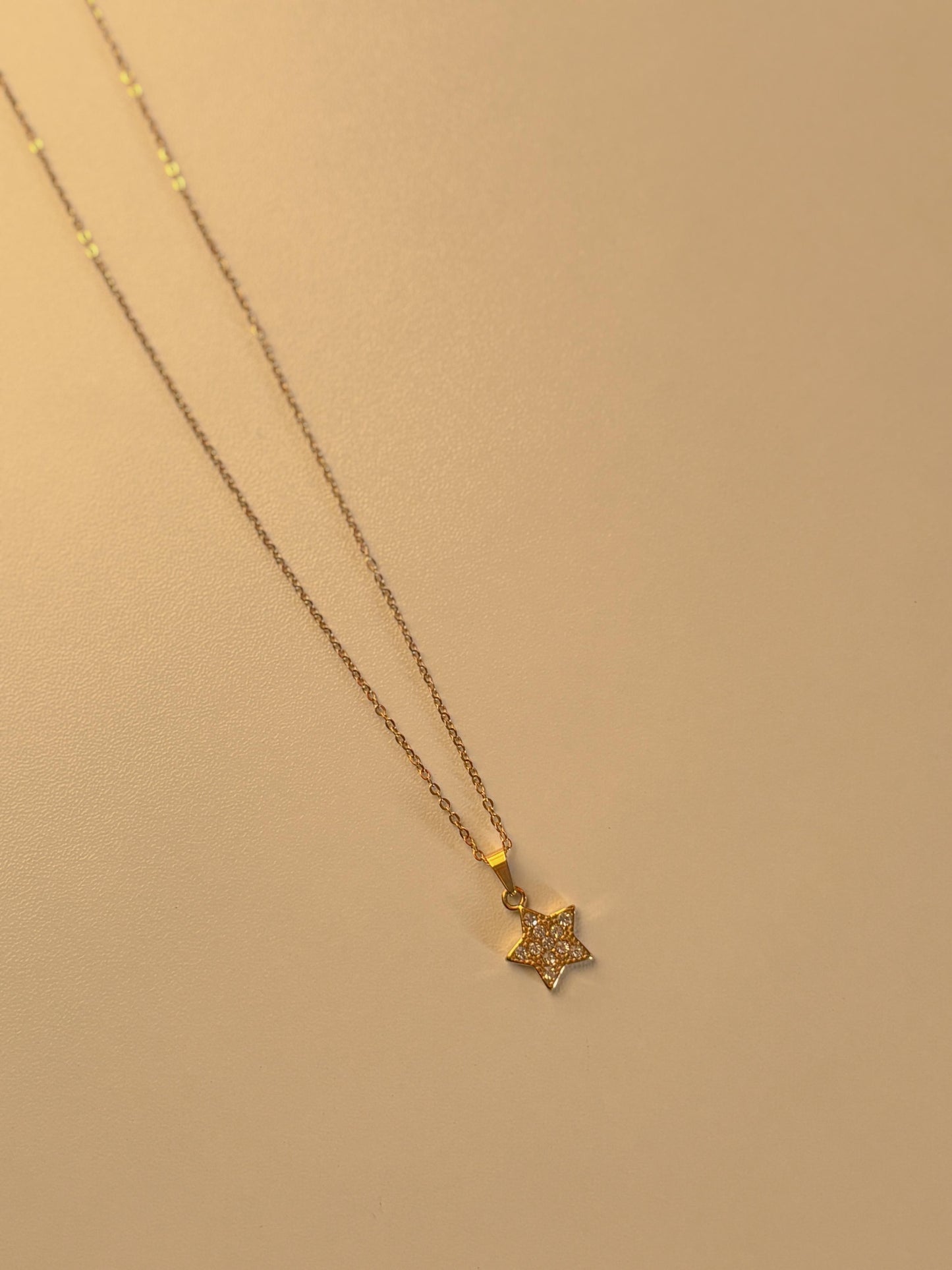 Gold Star Pendant Necklace