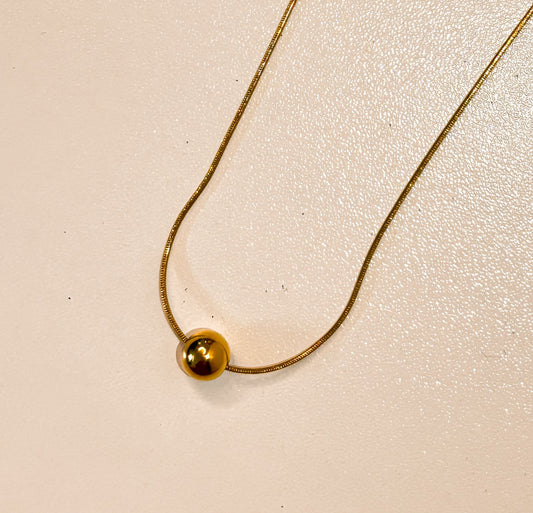 Soléa Ball Pendant Necklace