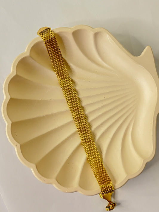 Net surface 18k gold plated mesh hand bracelet
