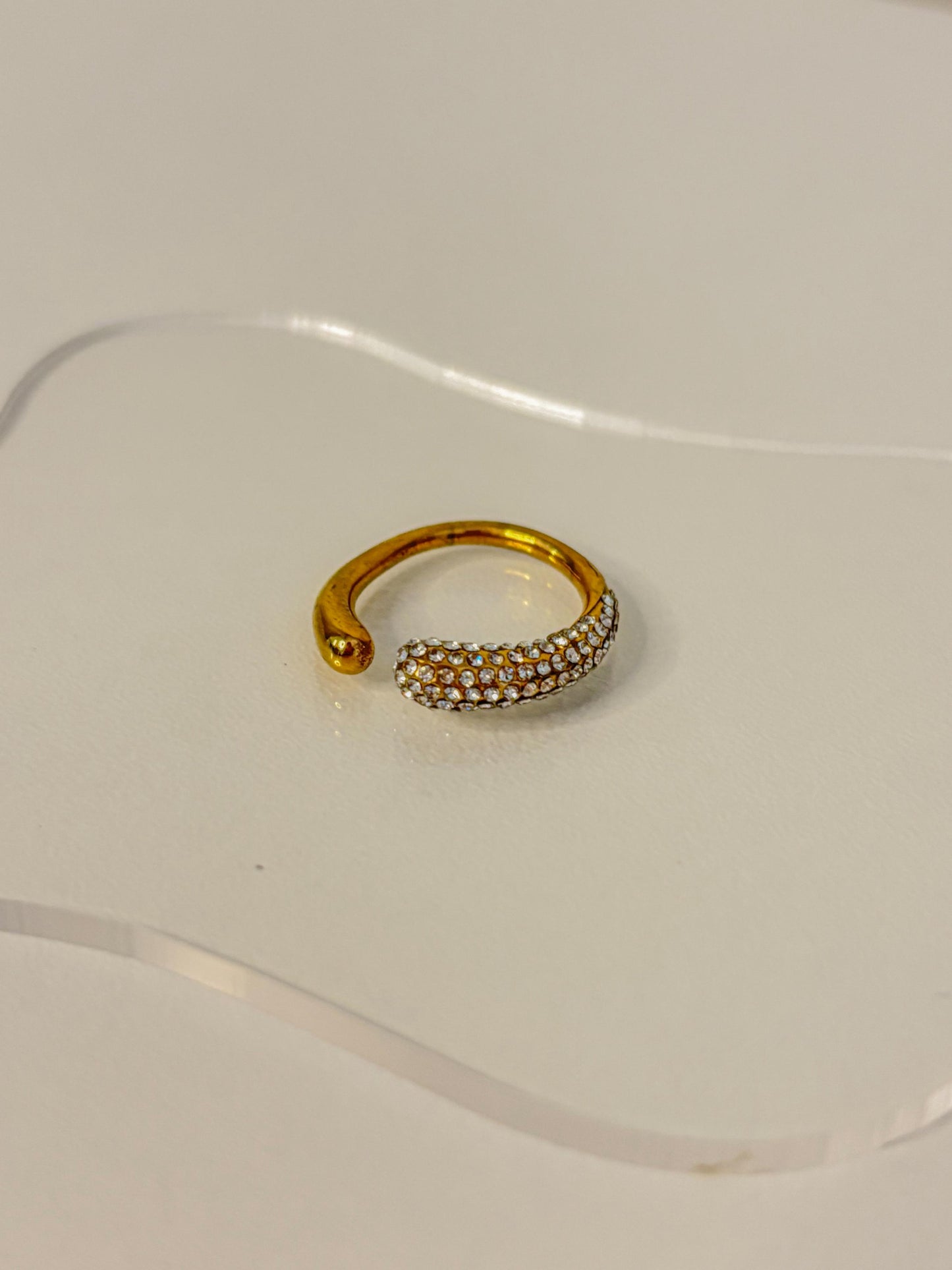UWorld Sparkle Open Hoop AdjustableRing